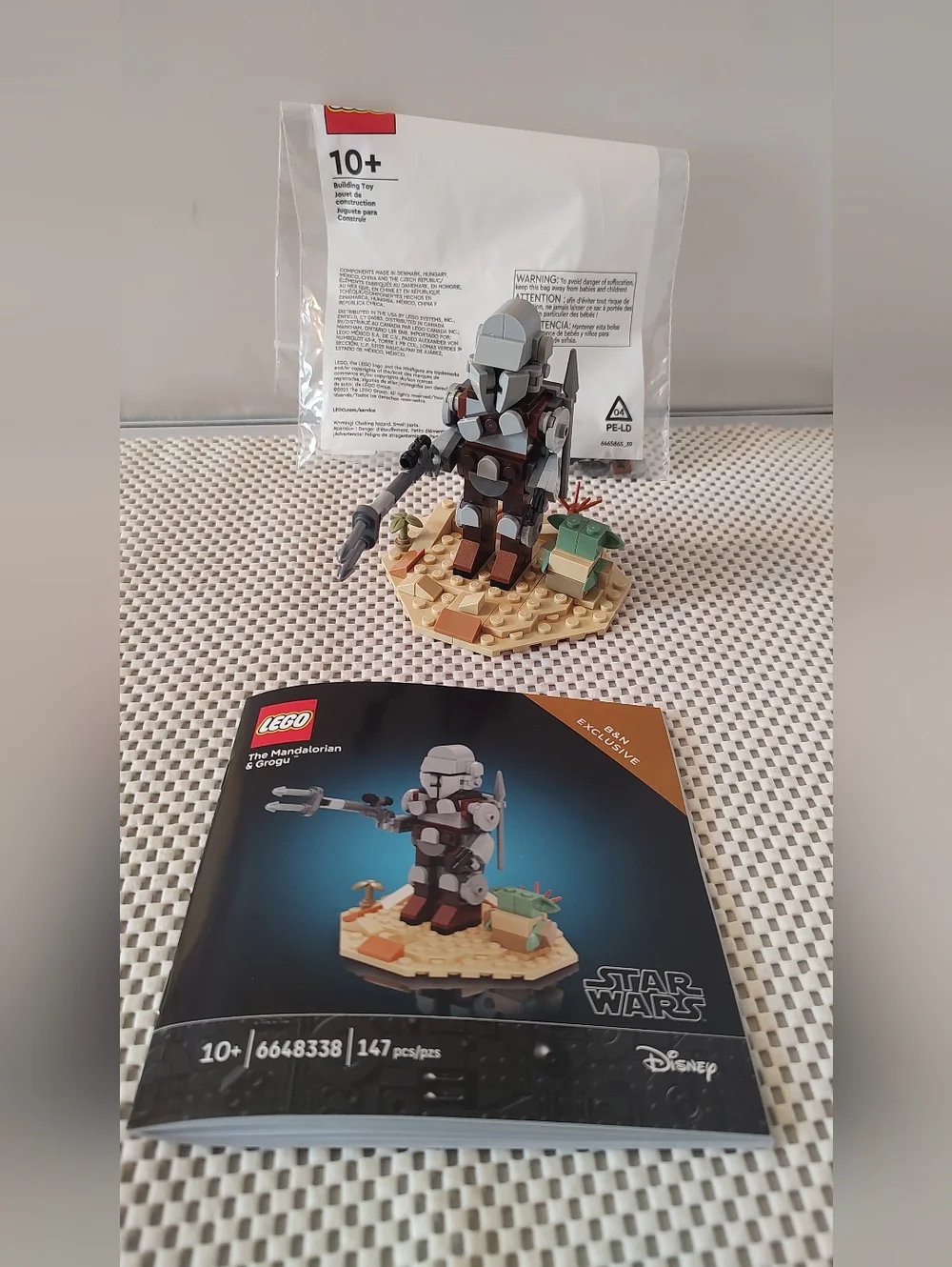 Lego The Mandalorian & Grogu Star Wars Barnes and Noble Exclusive 6648338 Disney